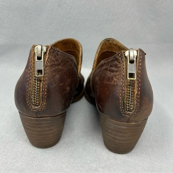 BORN Boots Womens 9.5 M Ankle Booties Brown Leather Block Heels F14206 - Picture 8 of 13